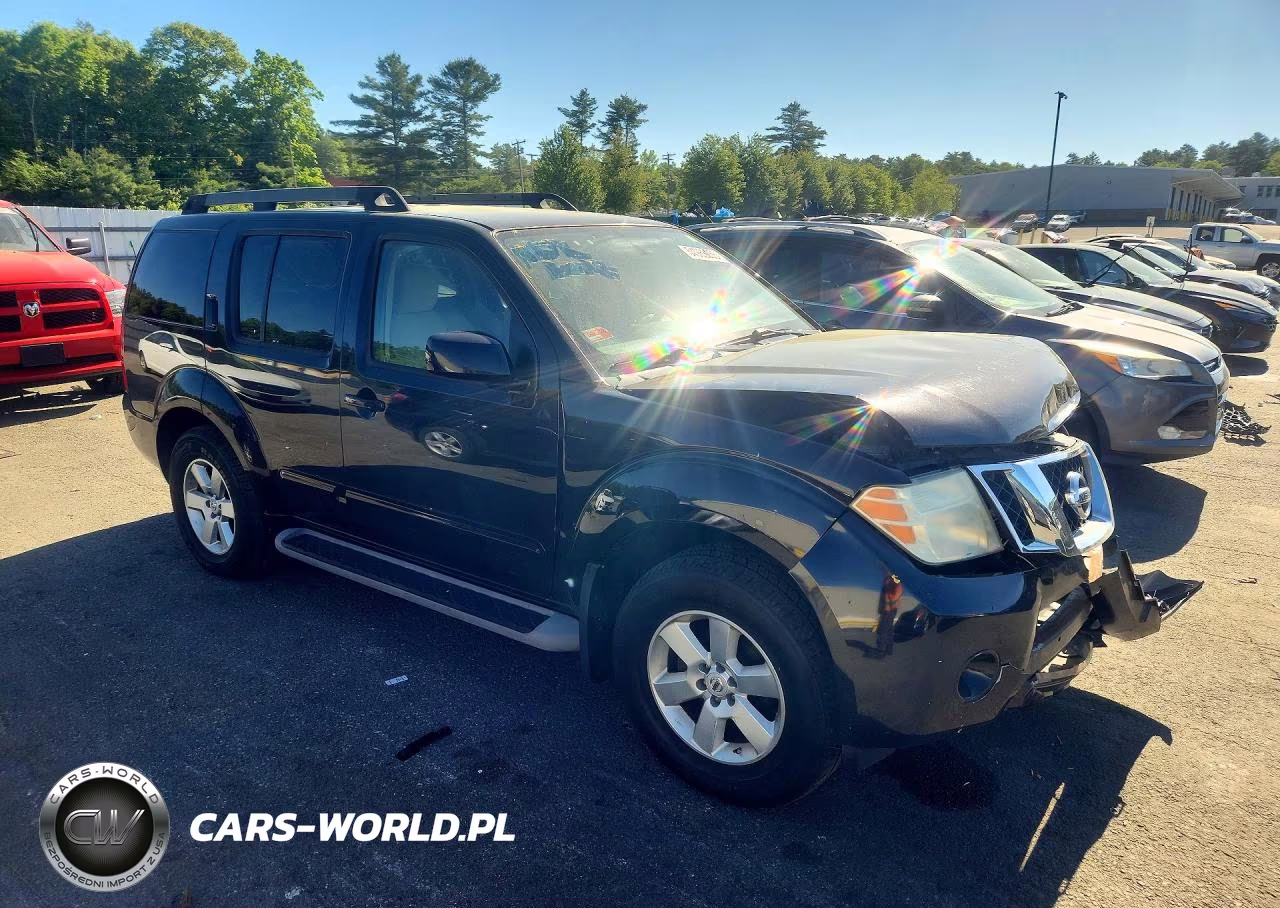 2011 Nissan Pathfinder S VIN:5N1AR1NB8BC635538 - 4
