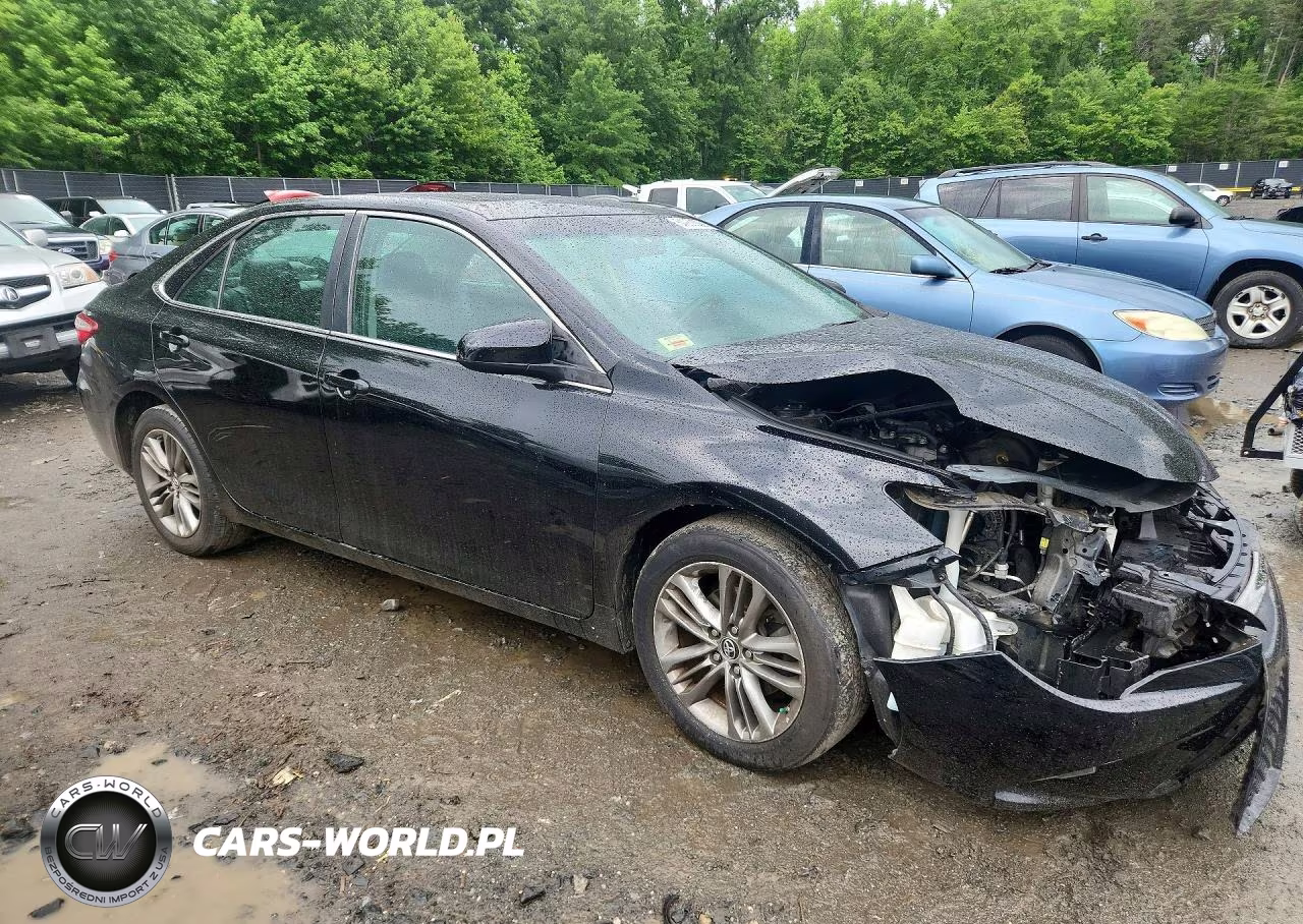 2015 Toyota Camry Se VIN:4T1BF1FK4FU105398 - 4