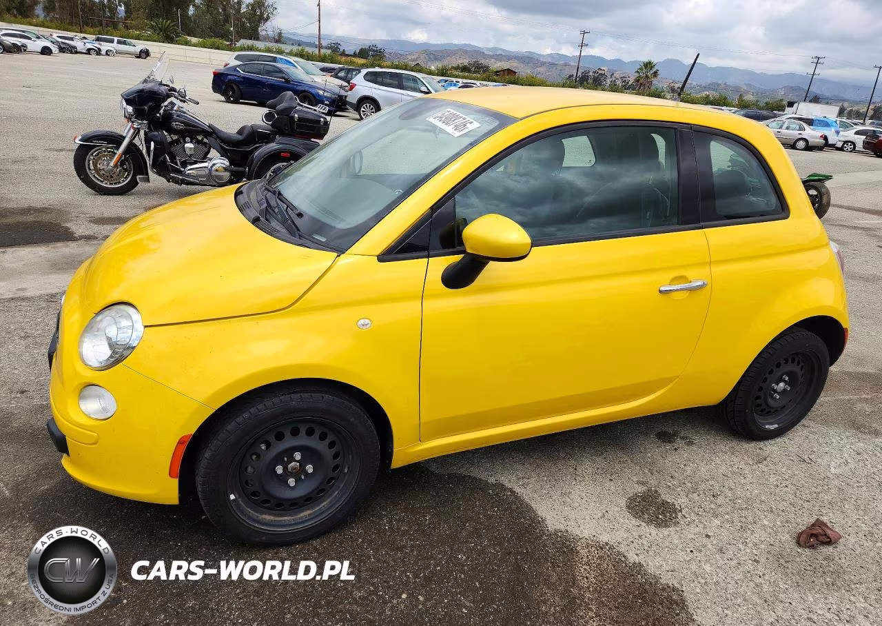 2015 Fiat 500 Pop – zdjęcie 1 z 12