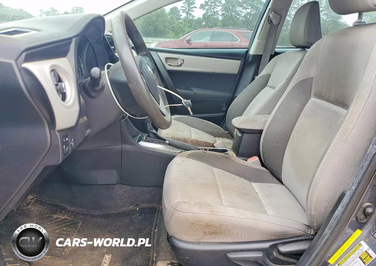 2019 Toyota Corolla Le VIN:5YFBURHE2KP856605 - 7