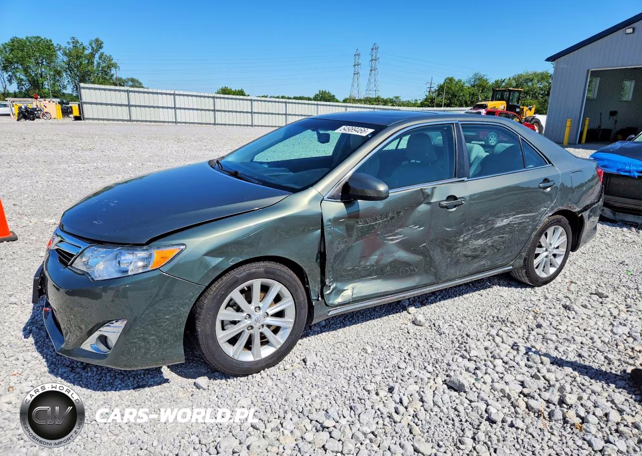 2014 Toyota Camry Xle – zdjęcie 1 z 12
