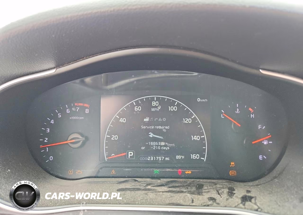 2014 Kia Cadenza Premium VIN:KNALN4D79E5136163 - 9