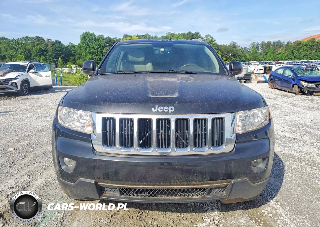 2011 Jeep Grand Cherokee Laredo VIN:1J4RS4GG1BC513944 - 5