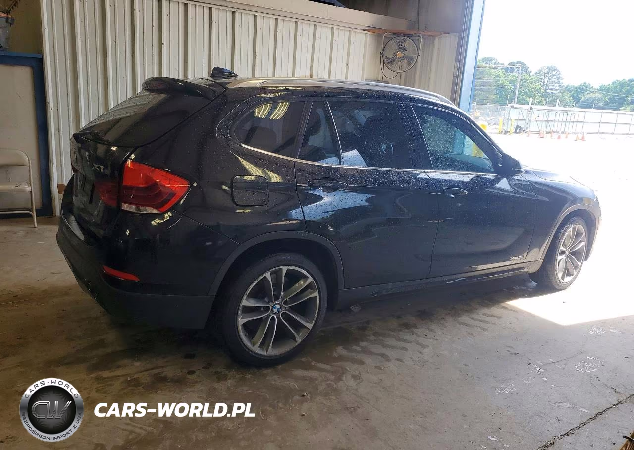 2013 BMW X1 xDrive35I VIN:WBAVM5C53DVV89582 - 3