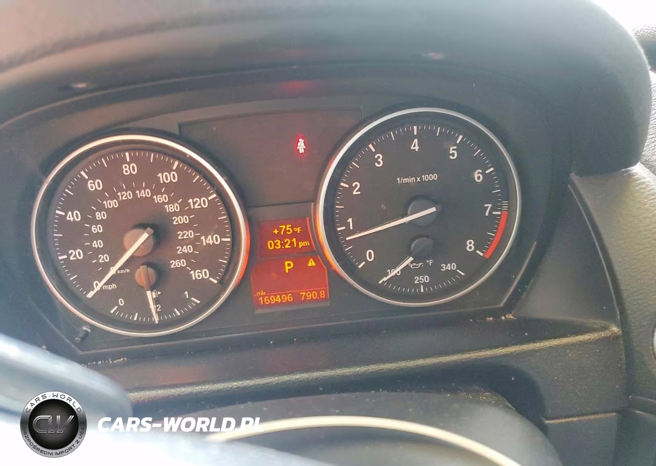 2013 BMW X1 xDrive35I VIN:WBAVM5C53DVV89582 - 9