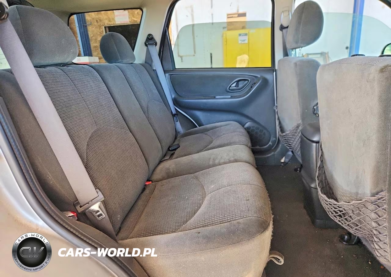 2004 Mazda Tribute Lx VIN:4F2YZ04134KM26772 - 11
