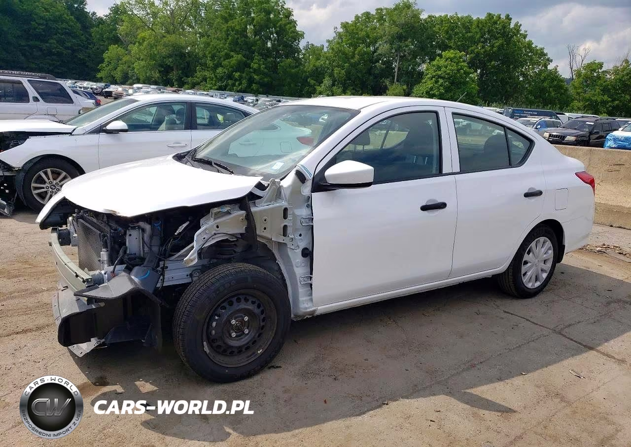 2018 Nissan Versa S