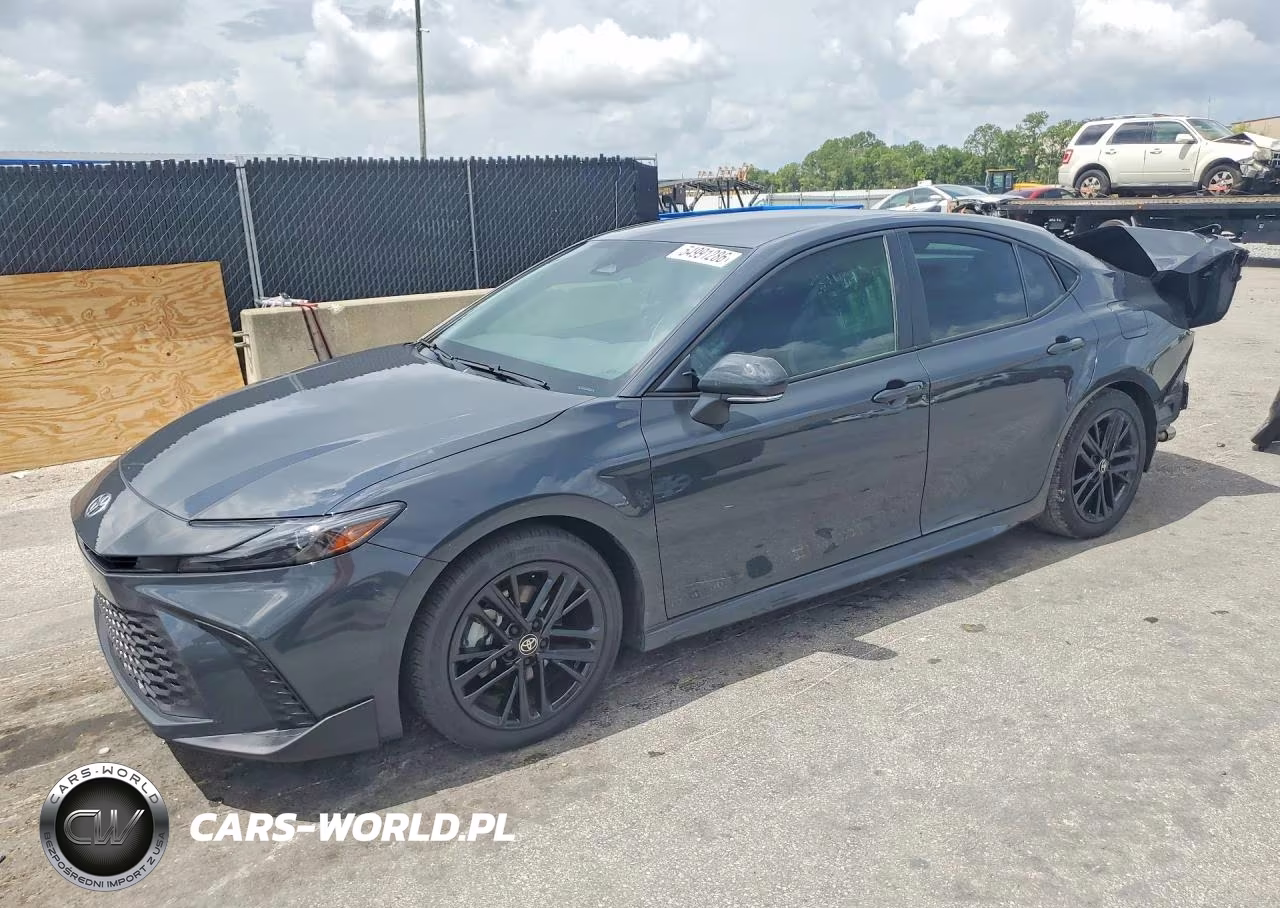 2025 Toyota Camry Se – zdjęcie 1 z 13