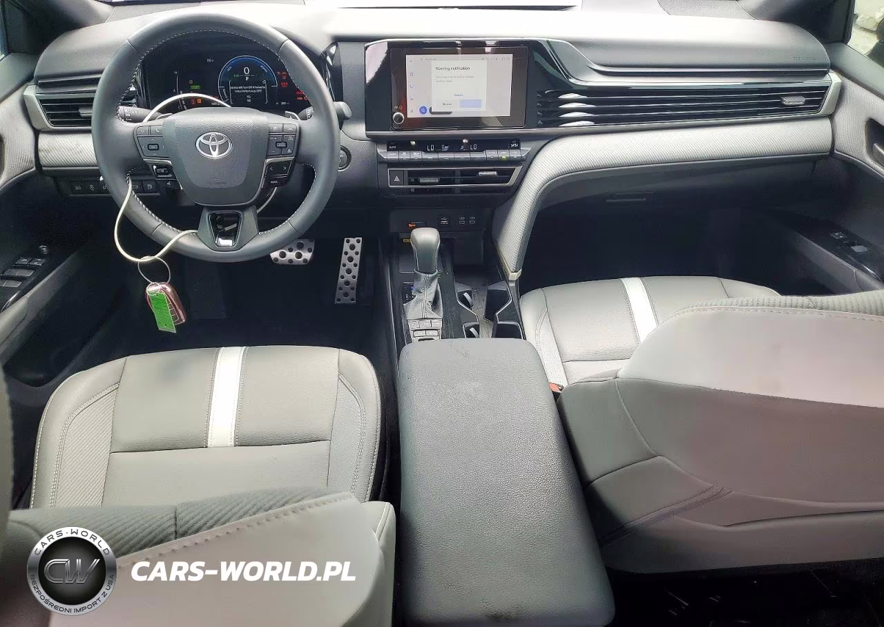 2025 Toyota Camry Se VIN:4T1DAACK6SU648421 - 8