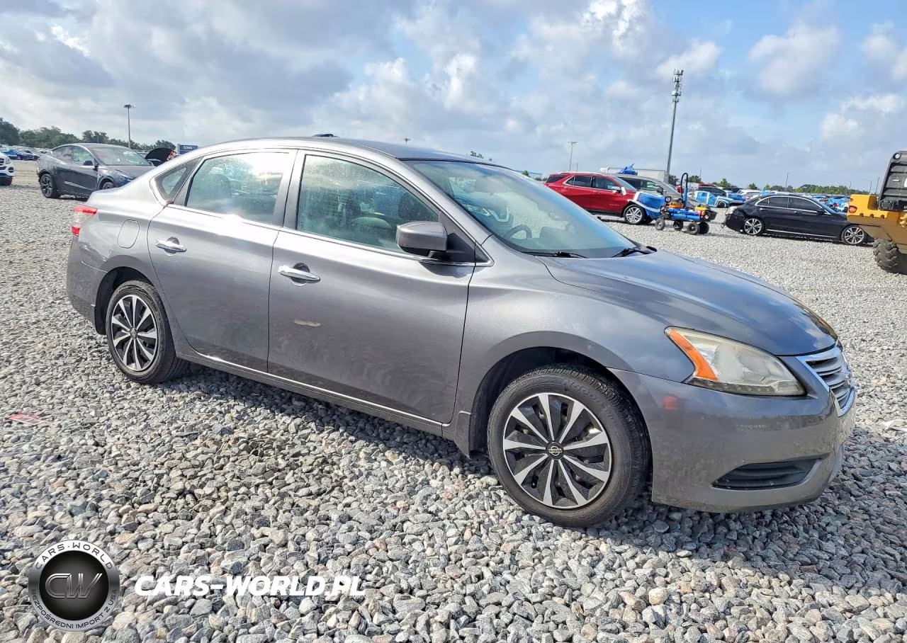 2015 Nissan Sentra Sv VIN:3N1AB7AP9FY317361 - 4