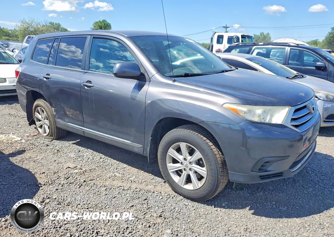 2012 Toyota Highlander Base VIN:5TDBK3EH6CS166690 - 4