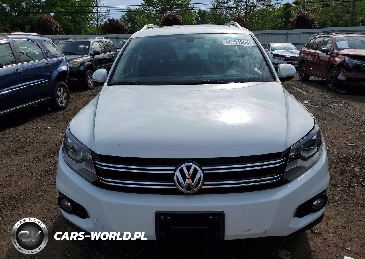 2016 Volkswagen Tiguan S VIN:WVGBV7AXXGW548041 - 5
