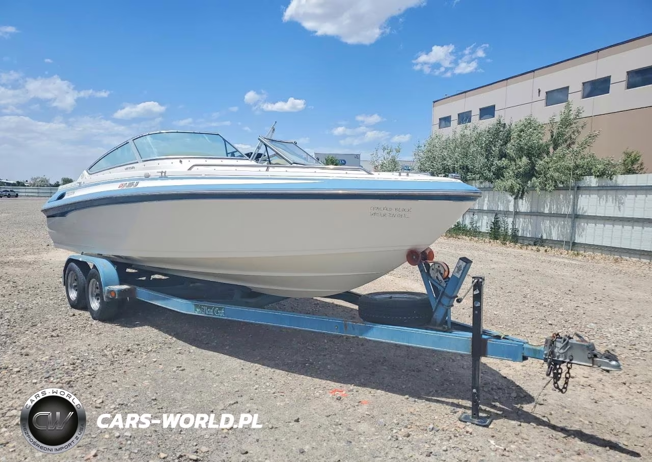 1997 Thunderbird-Falcon Boat