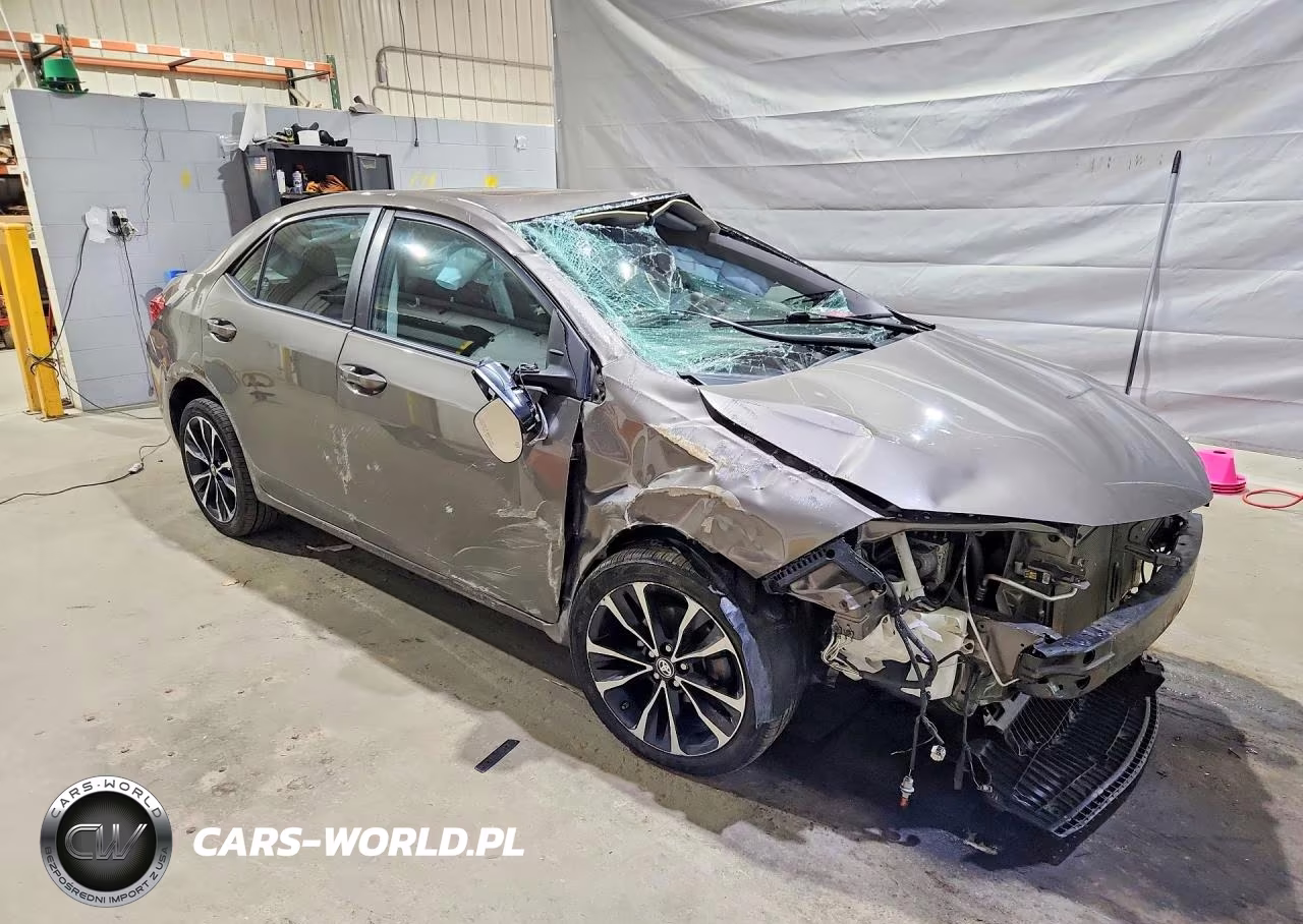 2018 Toyota Corolla Se VIN:2T1BURHE1JC074956 - 4