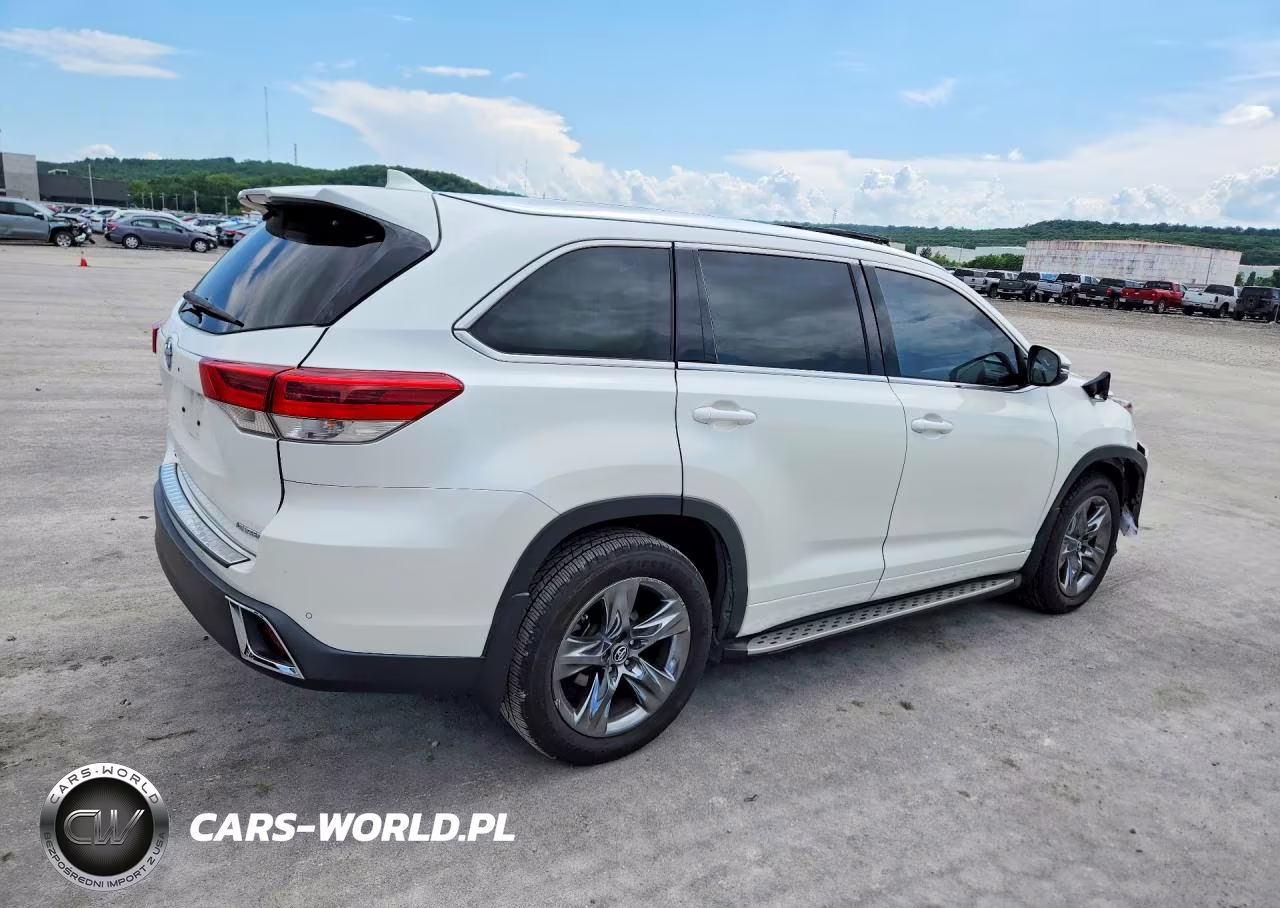 2017 Toyota Highlander Limited Platinum VIN:5TDYZRFH8HS200451 - 3