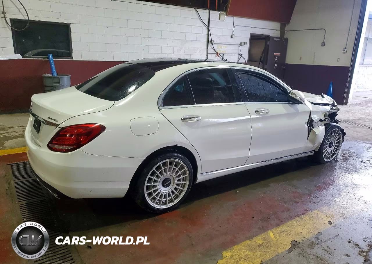 2015 Mercedes-Benz C 300 4Matic VIN:55SWF4KB7FU035237 - 3