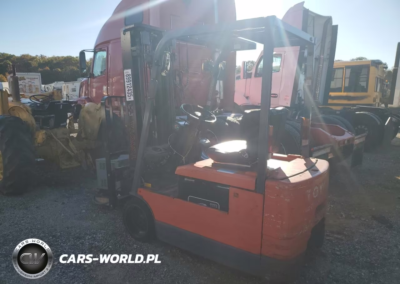 2000 Toyota Forklift - Stand Up Forklift VIN:5FBE1811441 - 3