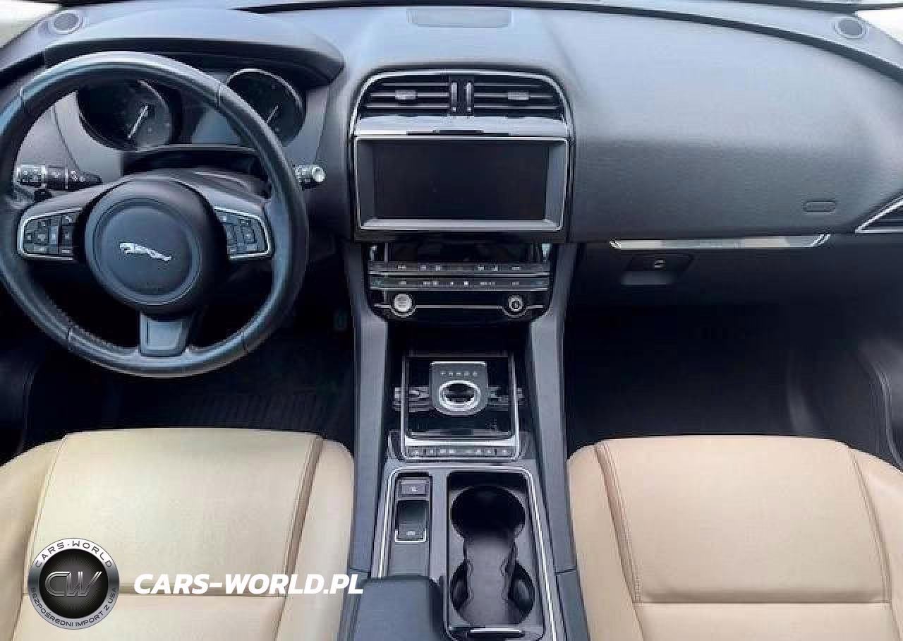 2020 Jaguar F-Pace Premium VIN:SADCJ2FX8LA619250 - 8
