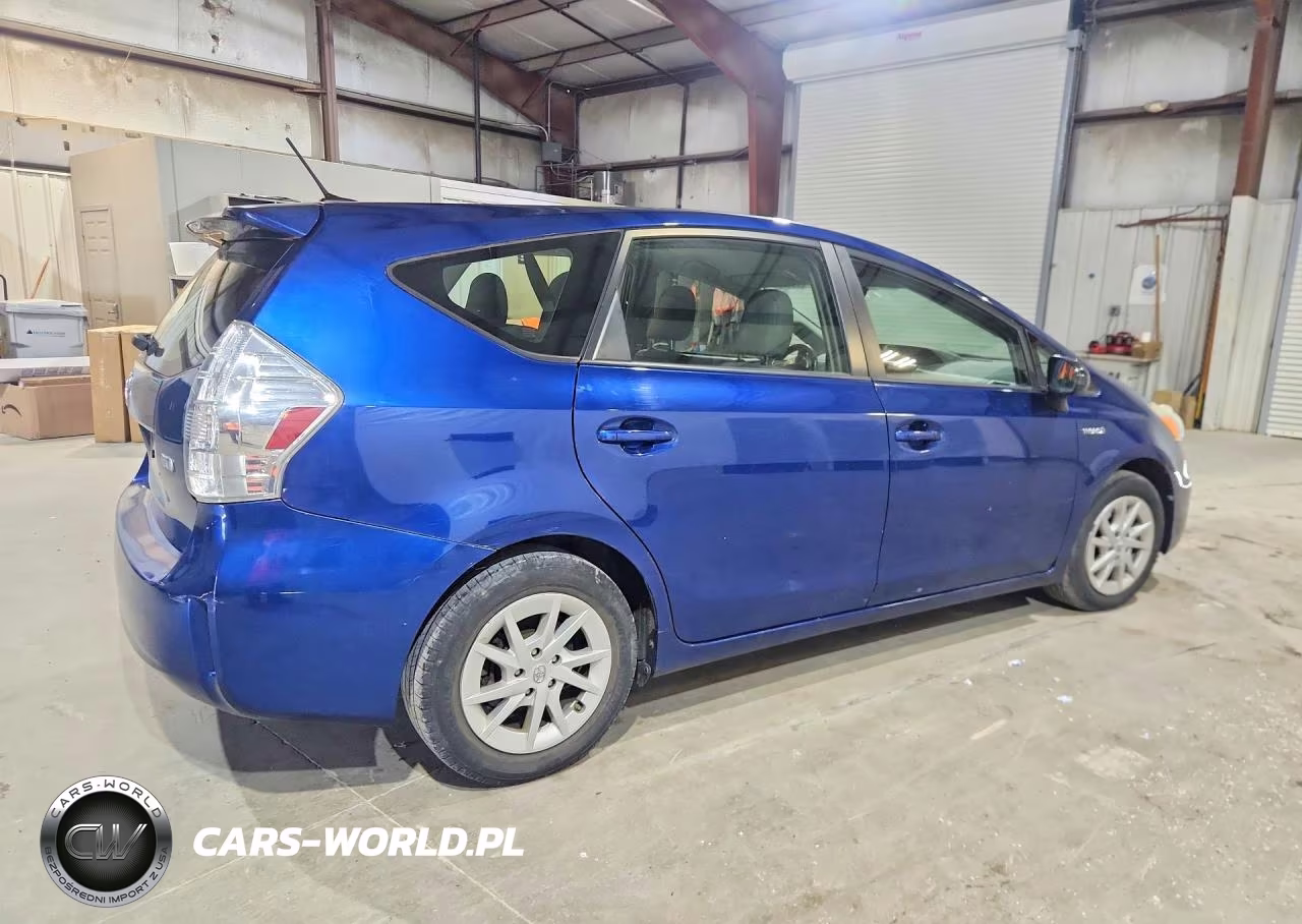 2013 Toyota Prius V Three VIN:JTDZN3EU4D3255566 - 3