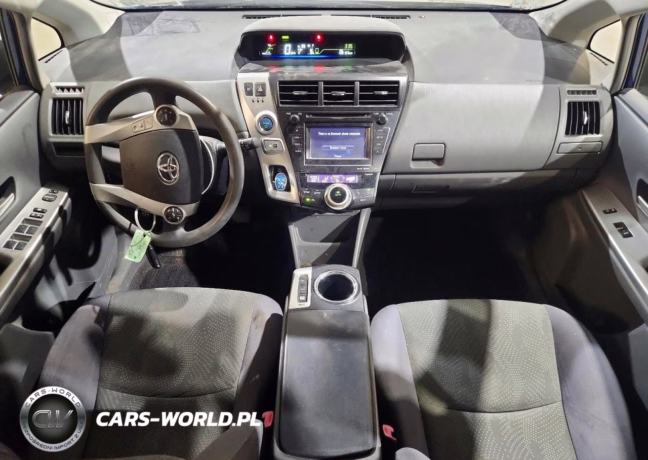 2013 Toyota Prius V Three VIN:JTDZN3EU4D3255566 - 8