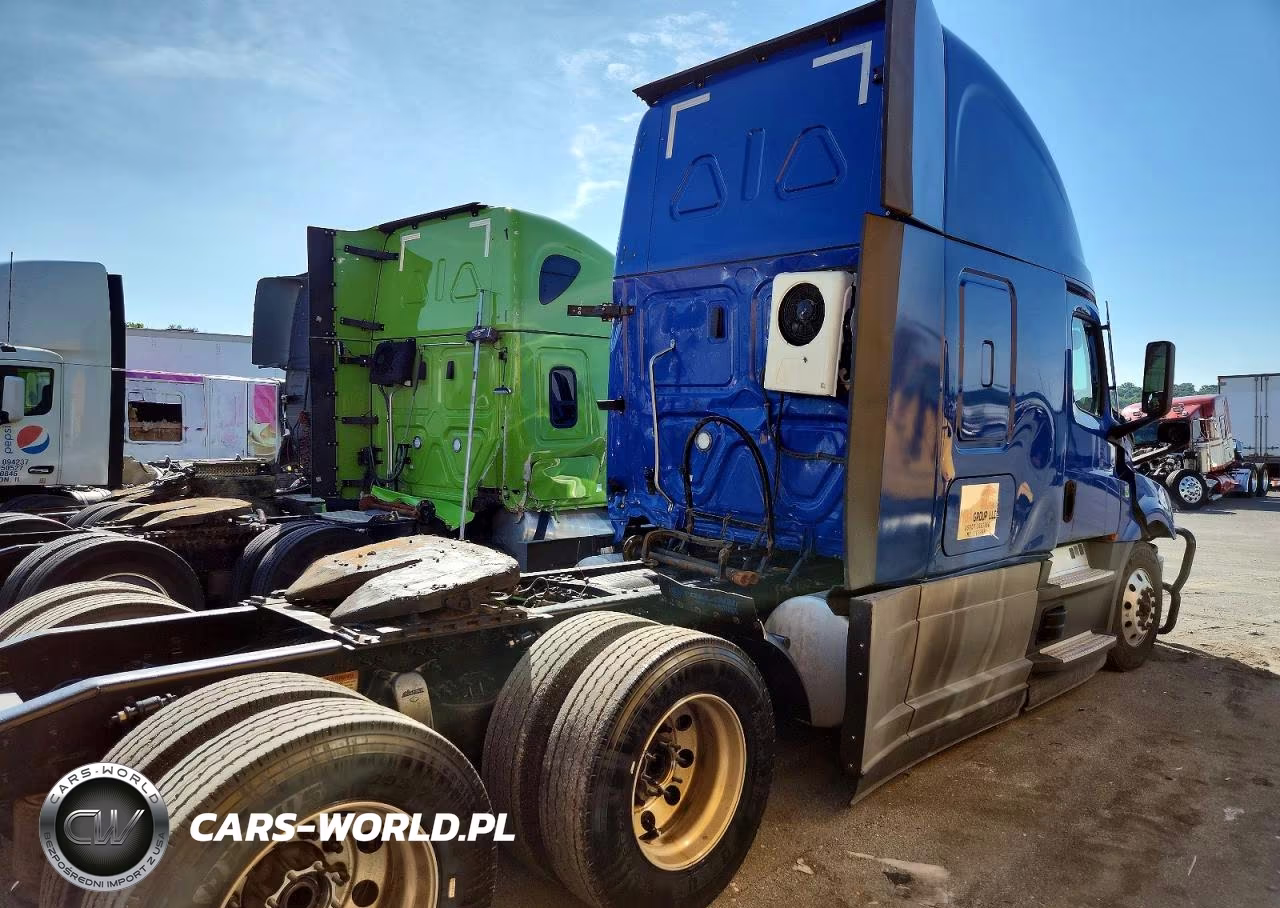2020 Freightliner Cascadia 126 Semi Truck VIN:3AKJHHDV3LSKY5021 - 4
