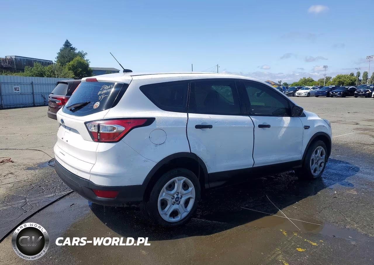 2018 Ford Escape S VIN:1FMCU0F74JUD38027 - 3