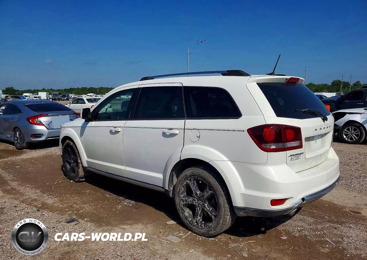 2019 Dodge Journey Crossroad VIN:3C4PDCGG2KT686684 - 2