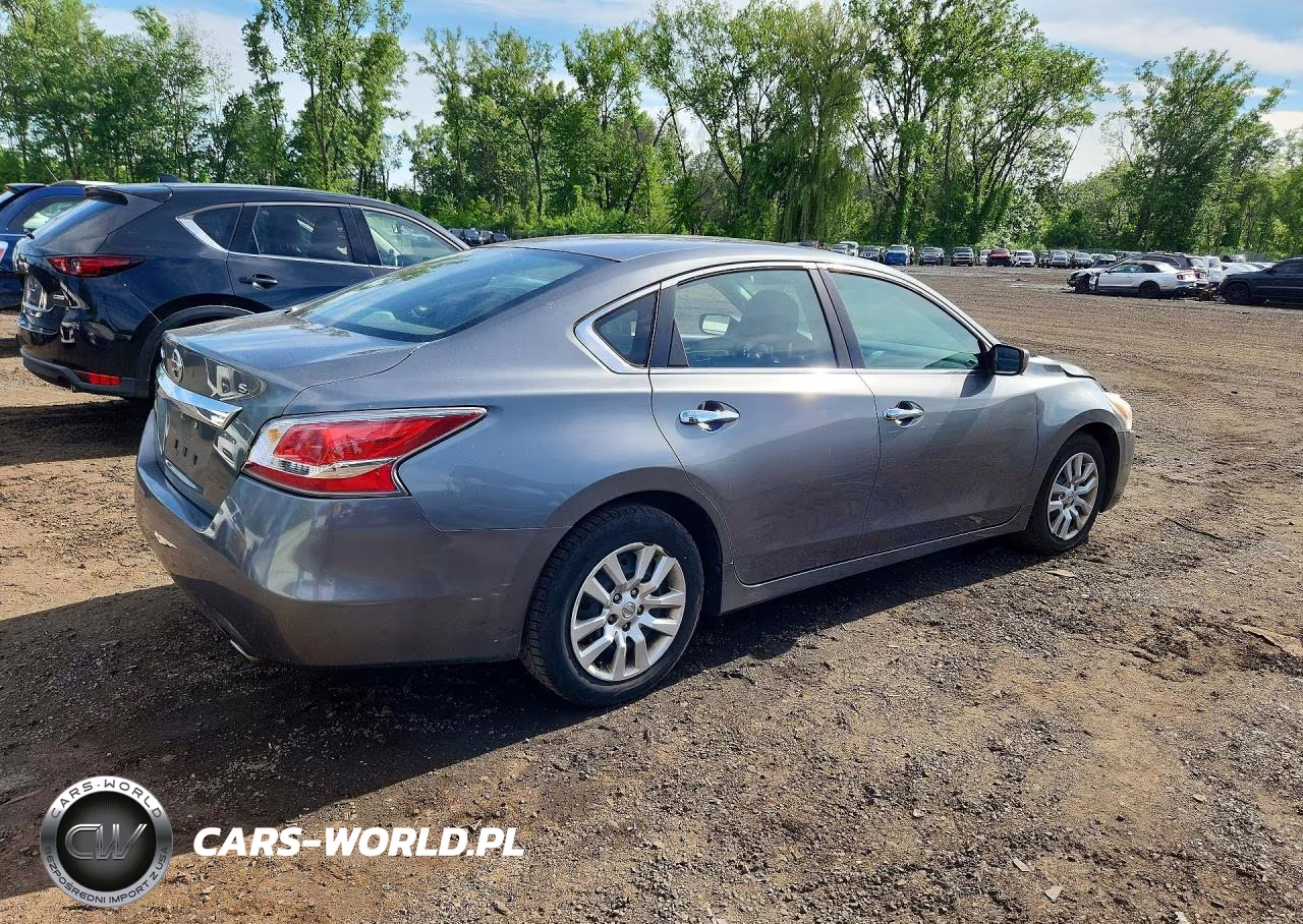 2015 Nissan Altima 2.5 S VIN:1N4AL3APXFC257124 - 3