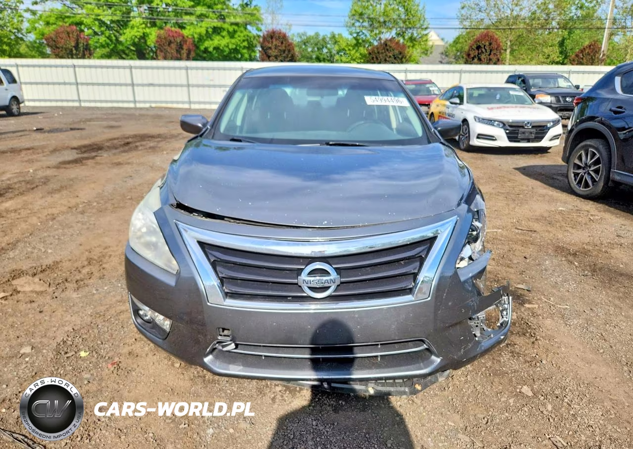 2015 Nissan Altima 2.5 S VIN:1N4AL3APXFC257124 - 5