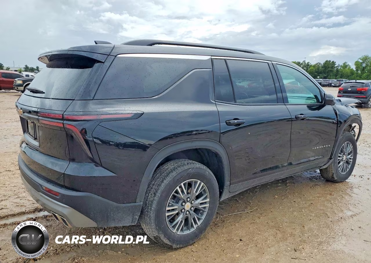 2025 Chevrolet Traverse Lt VIN:1GNERGRS6SJ122424 - 3