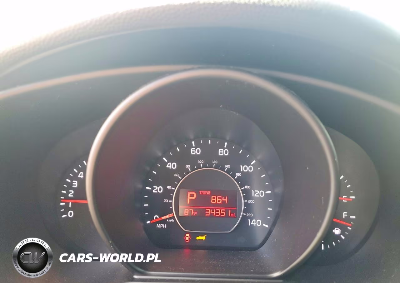 2018 Kia Soul Base VIN:KNDJN2A22J7565814 - 9