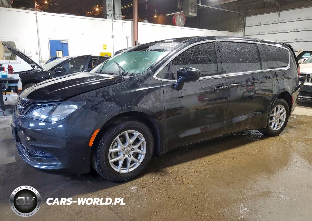 2022 Chrysler Voyager Lx – zdjęcie 1 z 13