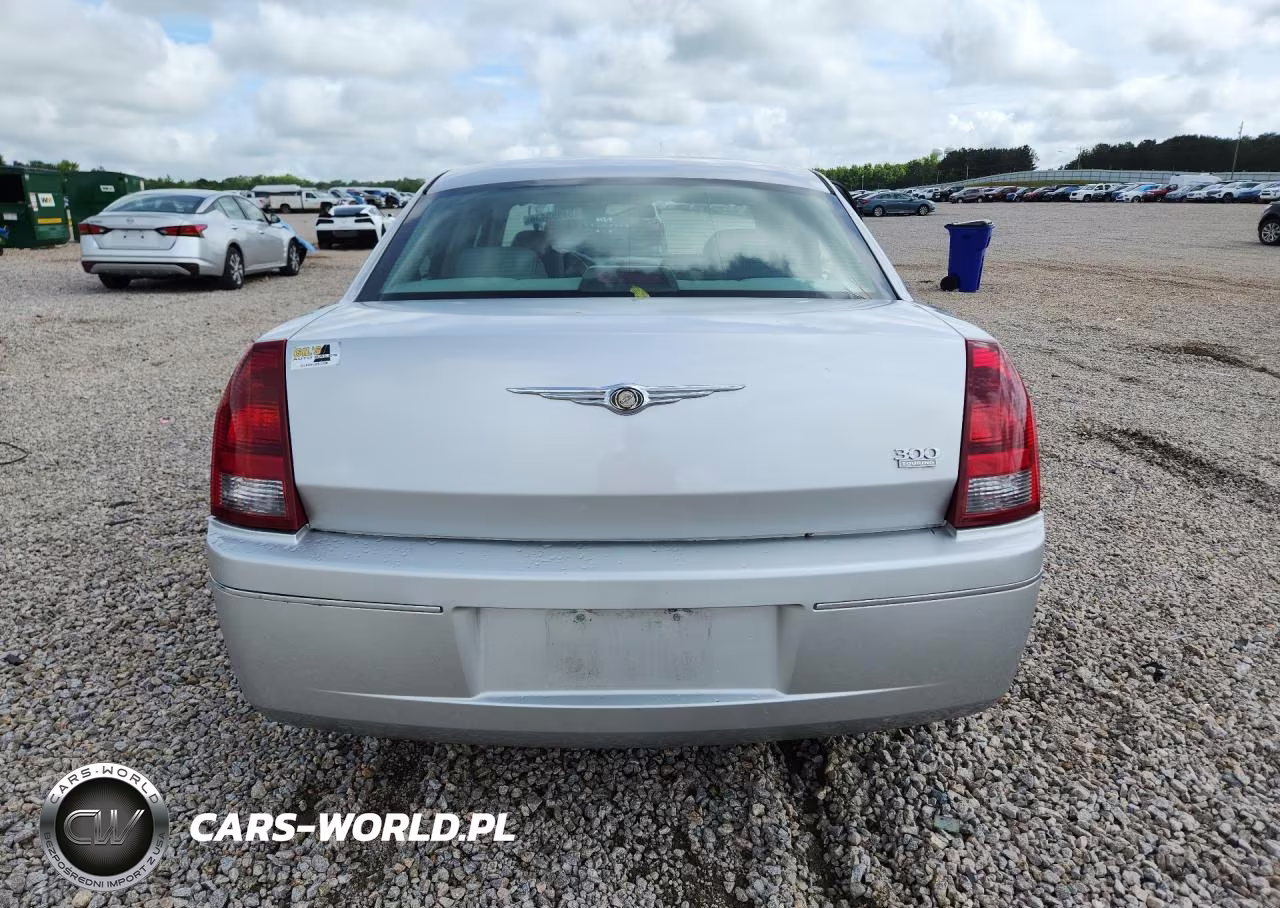 2007 Chrysler 300 Touring VIN:2C3KA53G57H639027 - 6