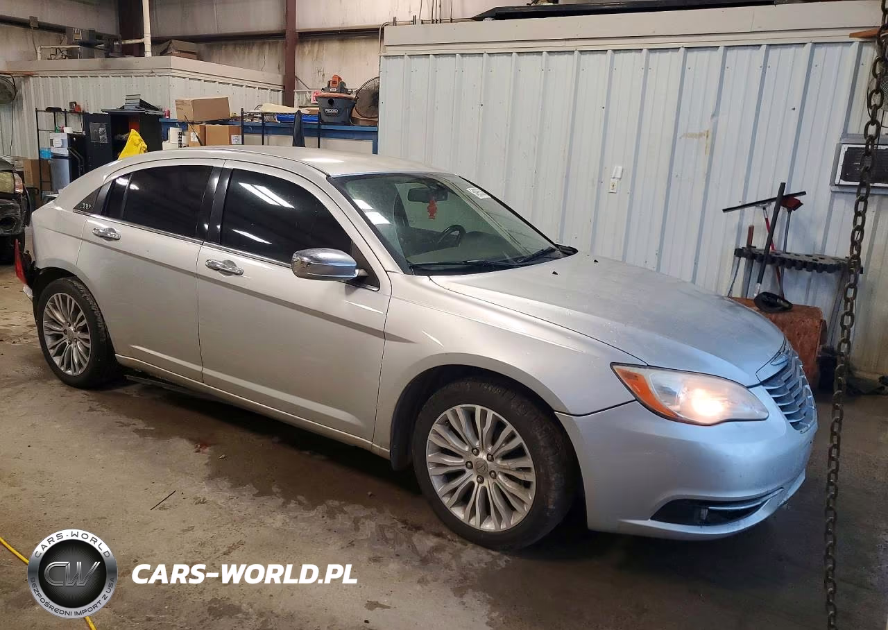 2011 Chrysler 200 Limited VIN:1C3BC2FG1BN504051 - 4