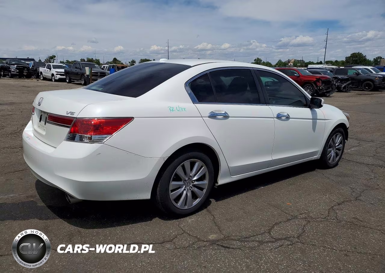 2011 Honda Accord Exl VIN:1HGCP3F8XBA025669 - 3