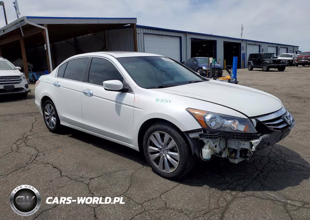 2011 Honda Accord Exl VIN:1HGCP3F8XBA025669 - 4