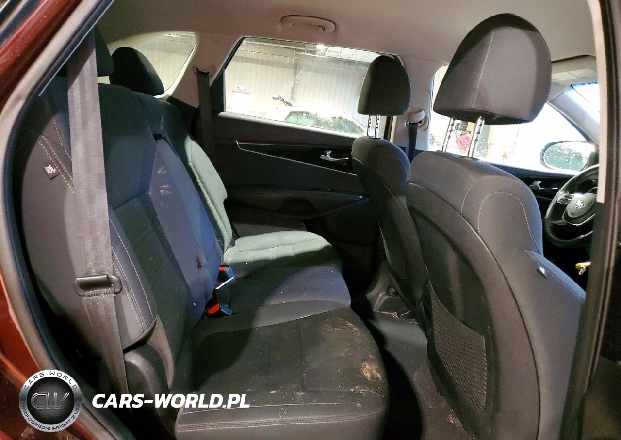 2019 Kia Sorento Lx V6 VIN:5XYPGDA54KG569295 - 11
