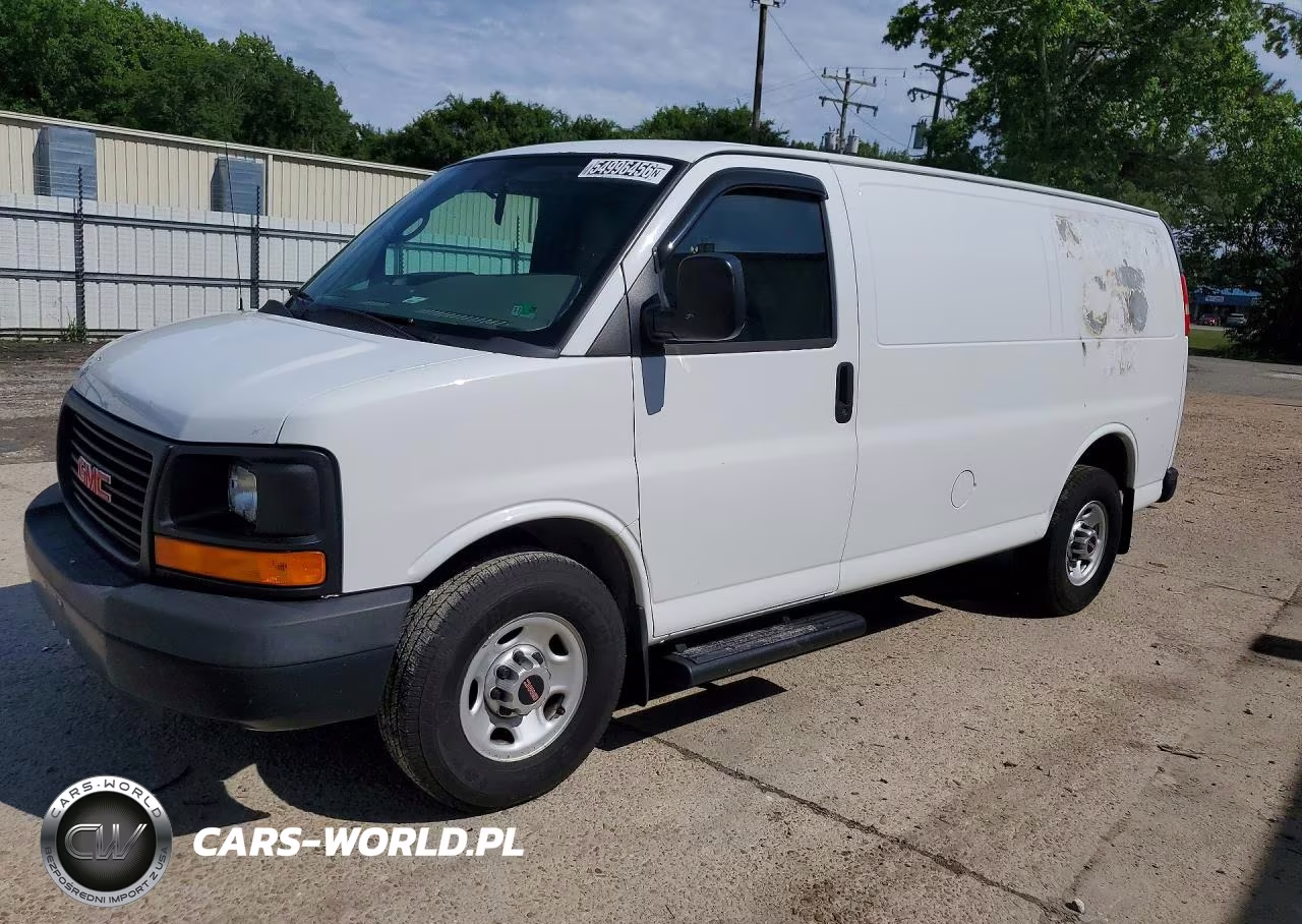 2015 GMC Savana