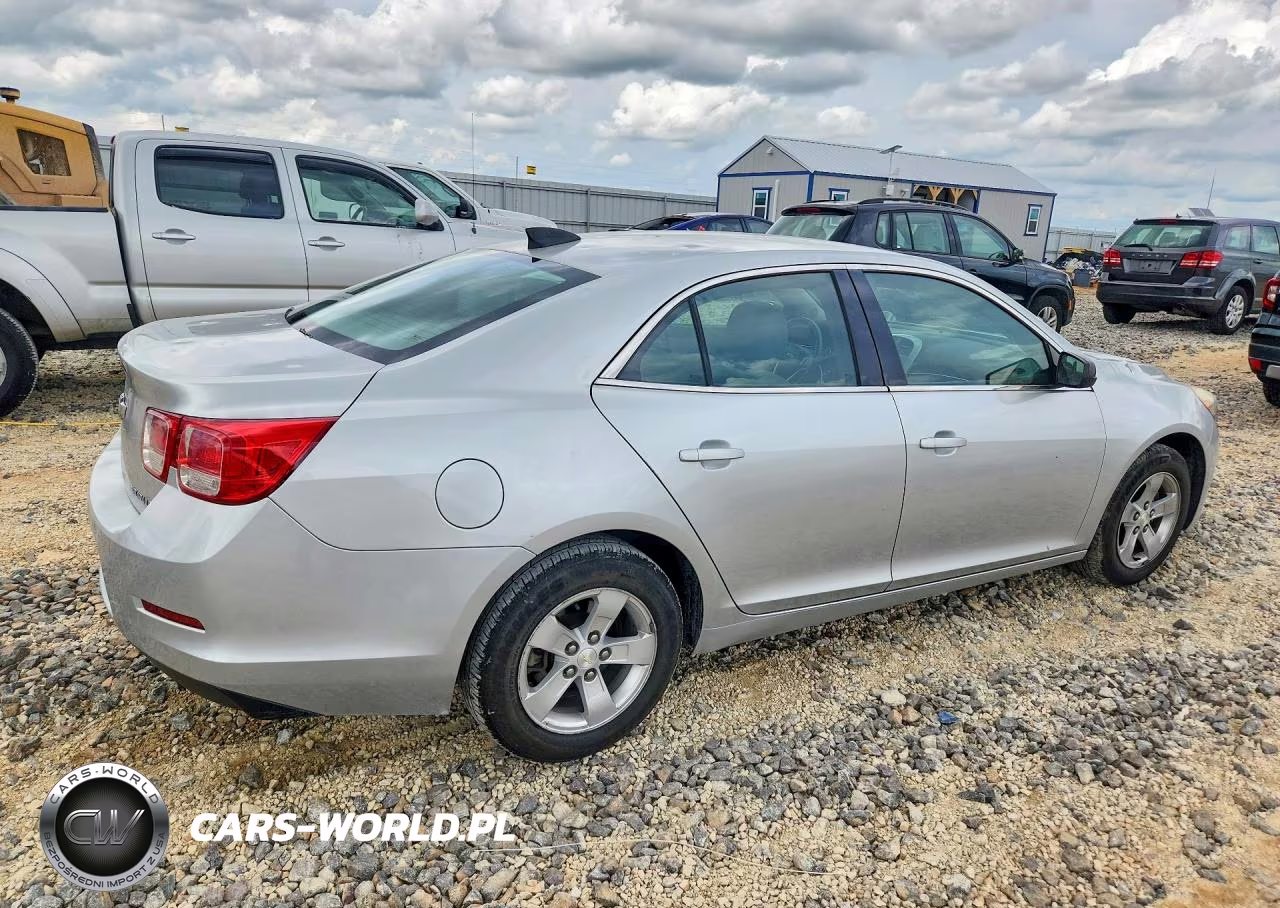 2016 Chevrolet Malibu VIN:1G11B5SA6GF167481 - 3