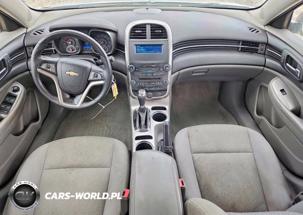 2016 Chevrolet Malibu VIN:1G11B5SA6GF167481 - 8