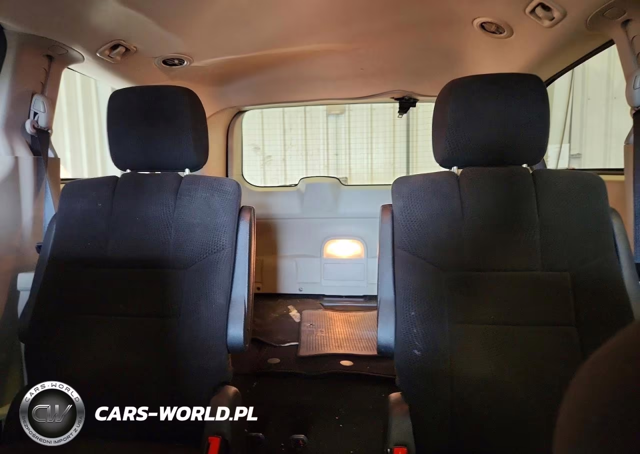 2013 Dodge Grand Caravan Sxt VIN:2C4RDGCGXDR688937 - 10
