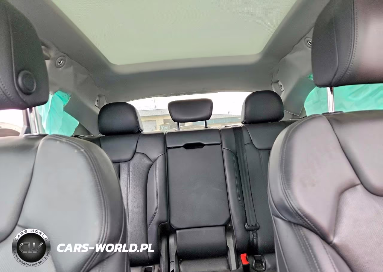 2018 Audi Q5 Premium Plus VIN:WA1BNAFY5J2149727 - 10