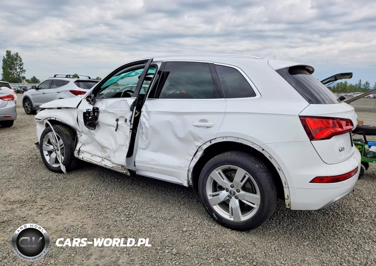 2018 Audi Q5 Premium Plus VIN:WA1BNAFY5J2149727 - 2