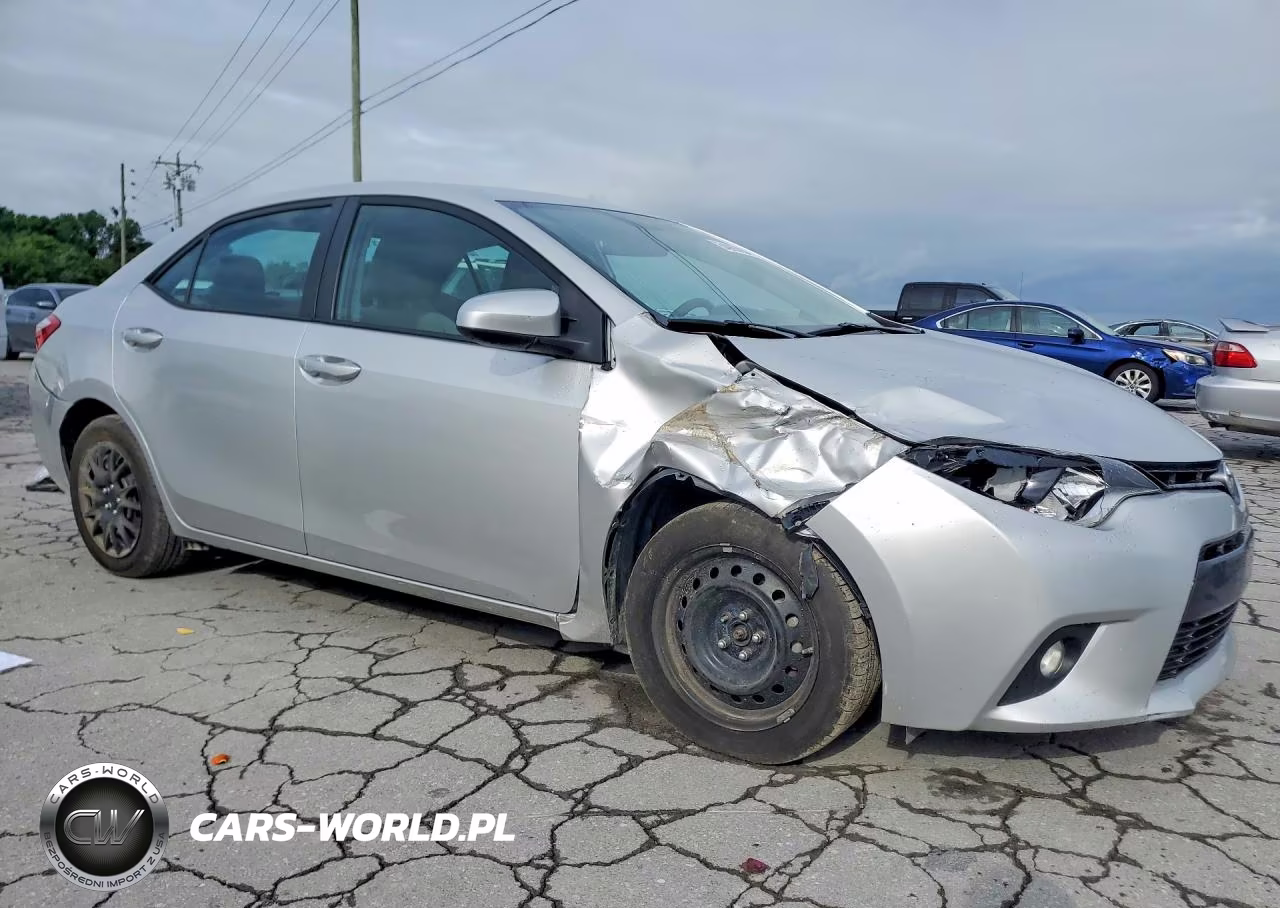 2015 Toyota Corolla Le VIN:2T1BURHE3FC410307 - 4