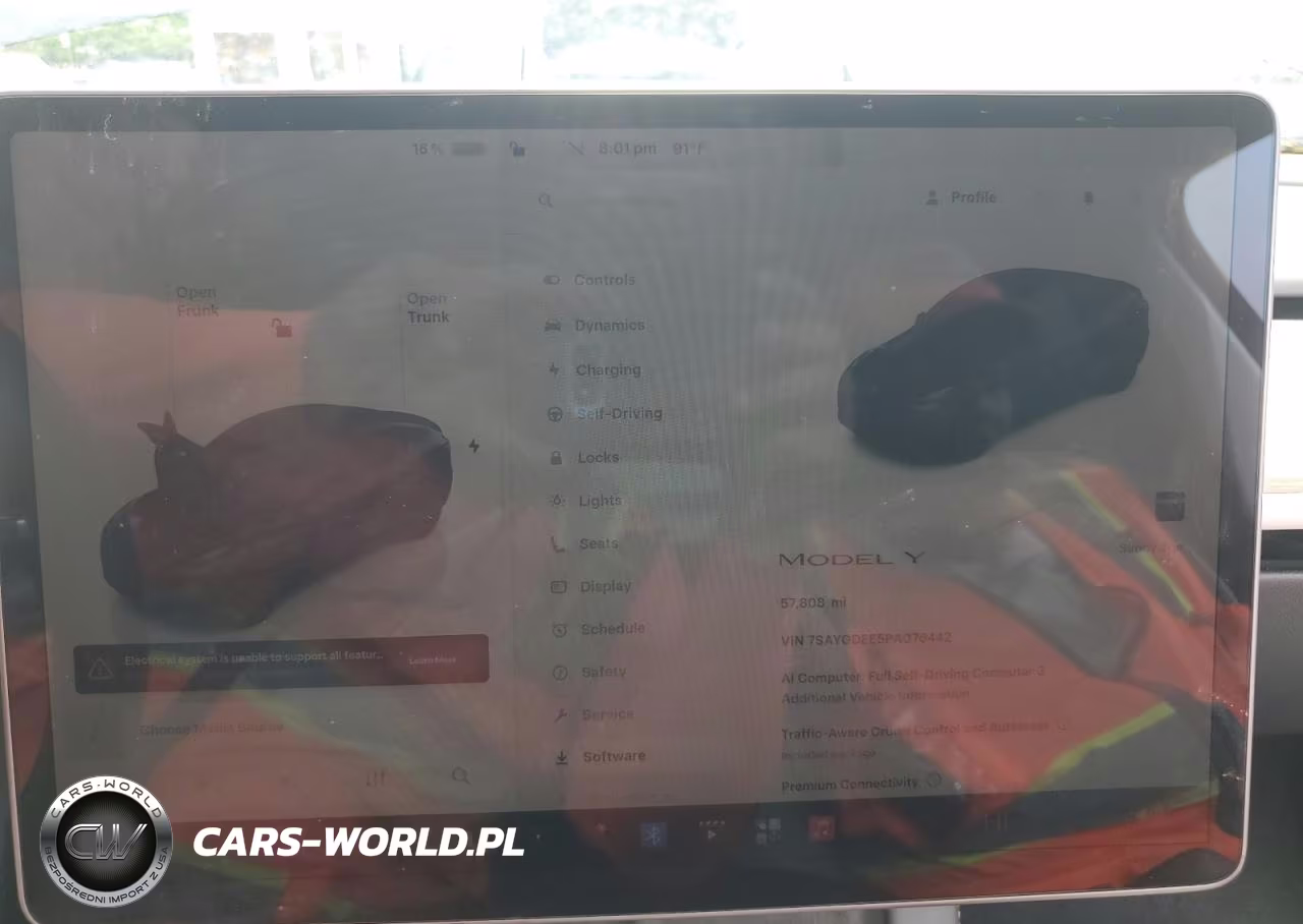 2023 Tesla Model Y VIN:7SAYGDEE5PA078442 - 9