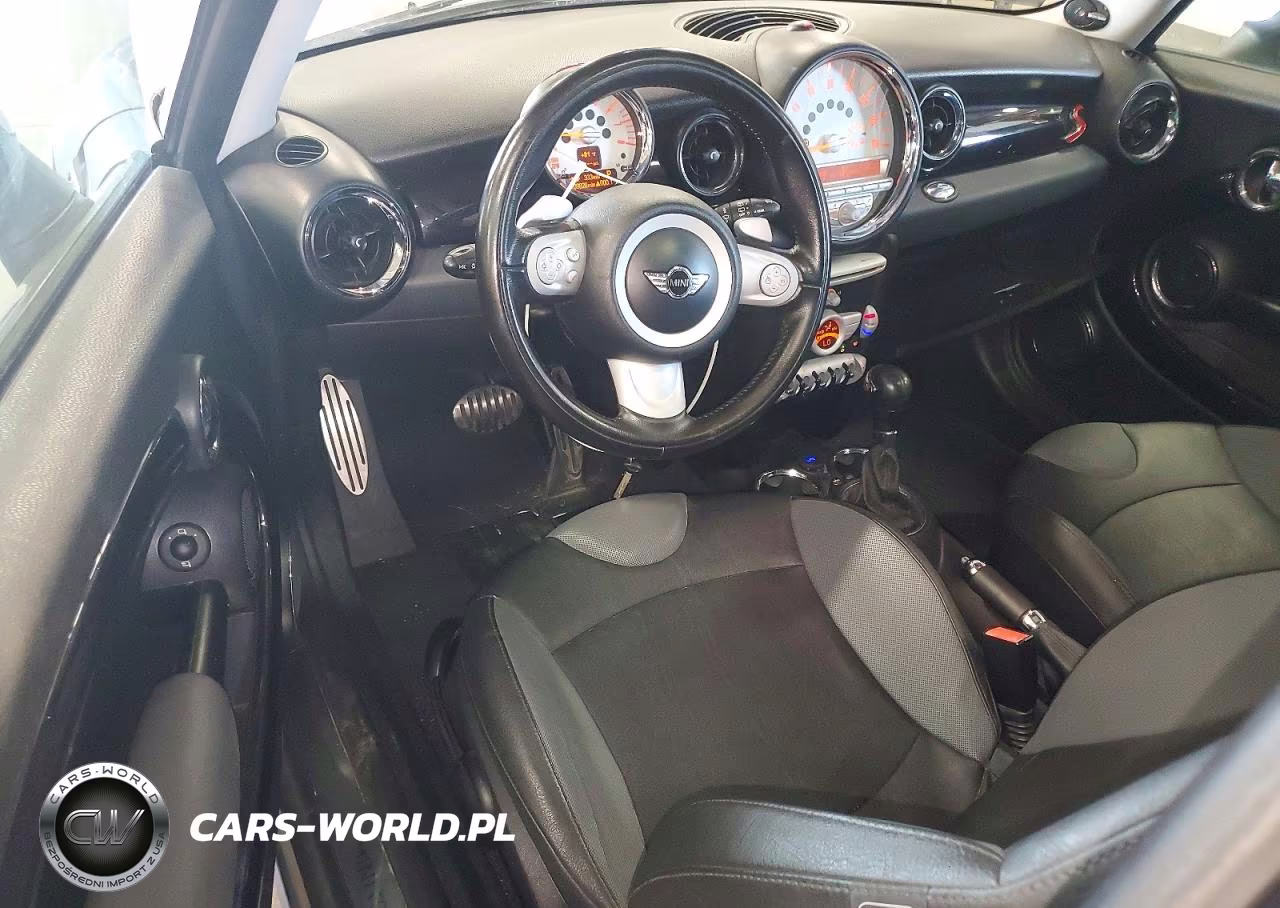 2010 Mini Cooper S Clubman VIN:WMWMM3C50ATZ32890 - 8