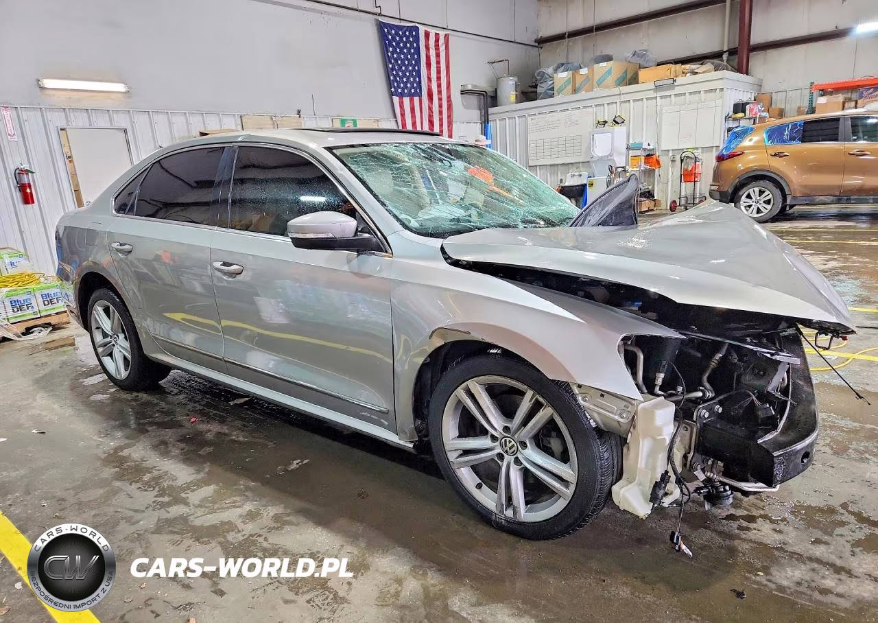 2013 Volkswagen Passat Se VIN:1VWBN7A31DC073584 - 4