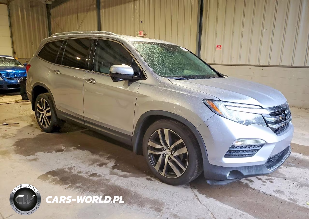 2018 Honda Pilot Touring VIN:5FNYF6H90JB037088 - 4