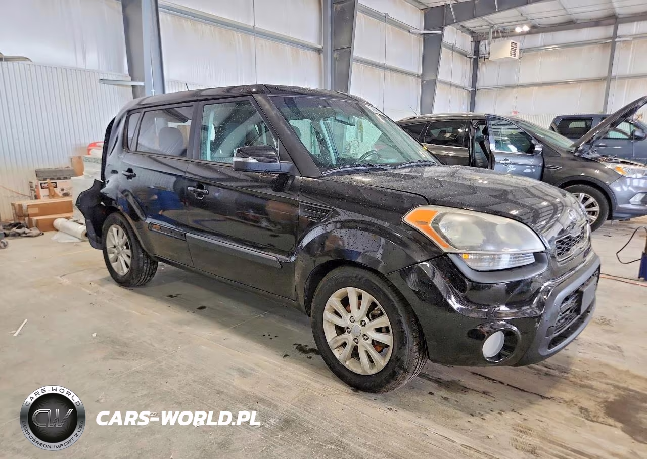 2013 Kia Soul + VIN:KNDJT2A6XD7522402 - 4