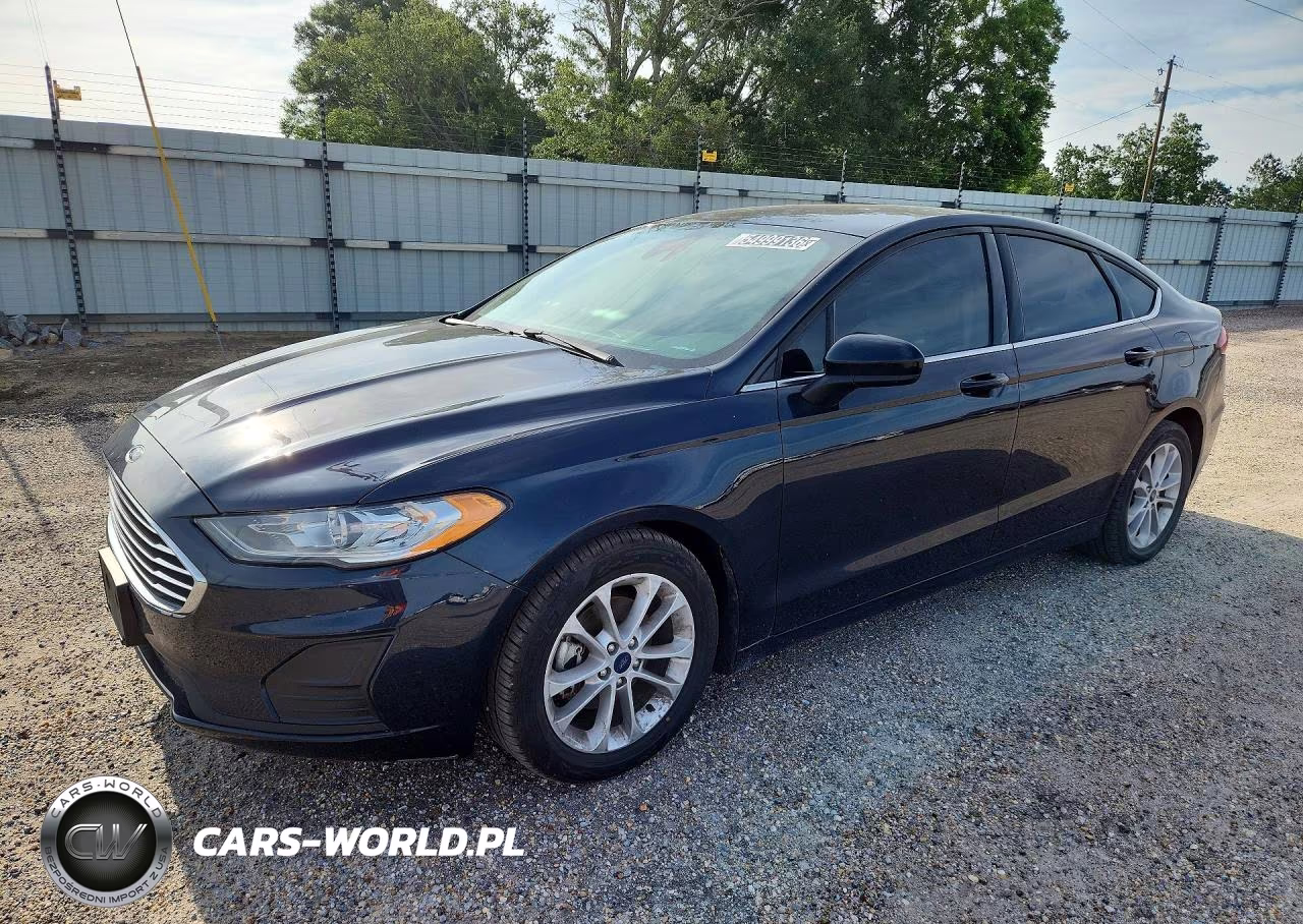 2020 Ford Fusion Se – zdjęcie 1 z 12